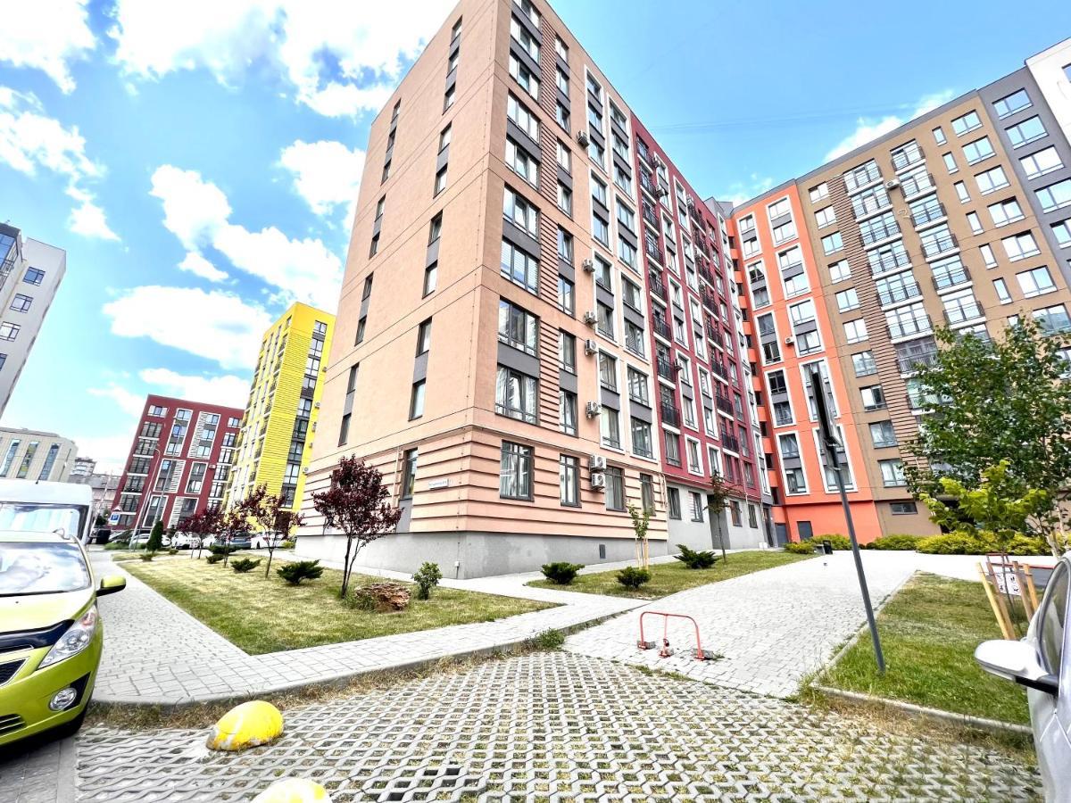 Osapart Hotel In A Complex Semycvit 4 Львов Экстерьер фото